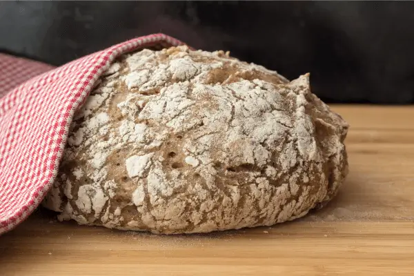 Receita Fácil de Pão de Fermentação Natural Sem Glúten